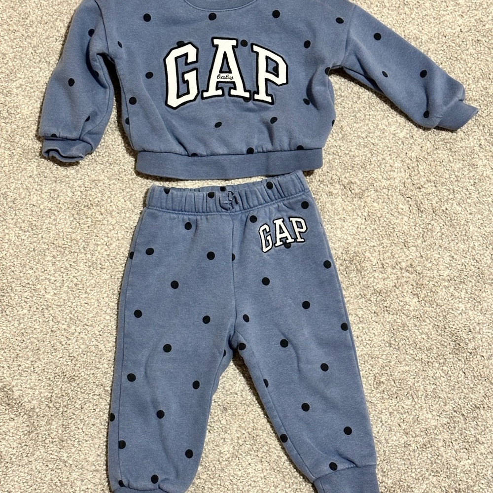 GAP Blue and Black Polka Dot Sweat Outfit
